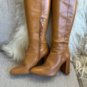 Zara boots brown wear only few times, scratches seen on photo. Size 37